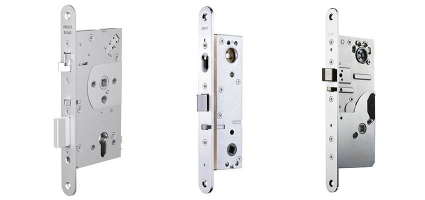 ASSA-Abloy Locks Hinge Repair in Carol Stream