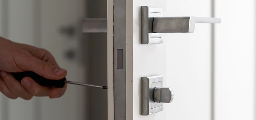 Automotive Lock Installation in Carol Stream, IL